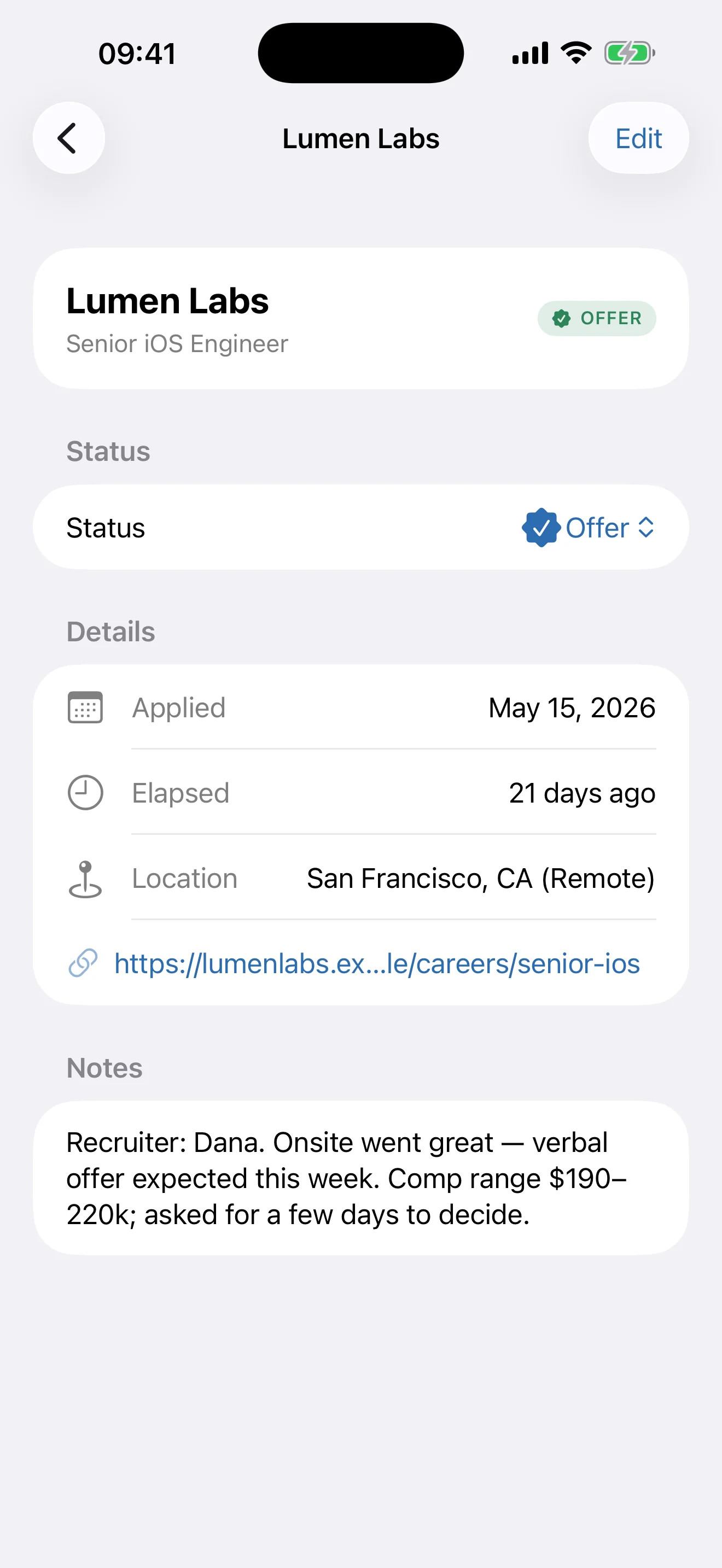Job Trail application detail with status, dates, location, link, and notes
